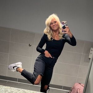 Meet your Posher, Haley